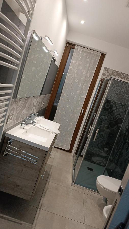 Home Vittoria Lago Di Комо Экстерьер фото